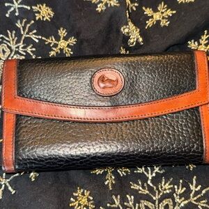 🦆 VINTAGE Dooney & Bourke AWL Black & Tan Leather Checkbook Organizer Wallet